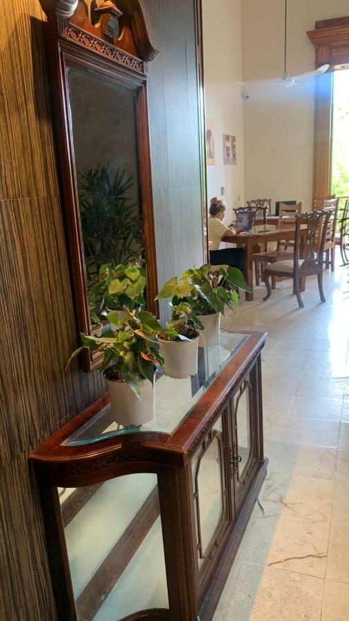 Отель Hostal Zocalo Мерида Экстерьер фото